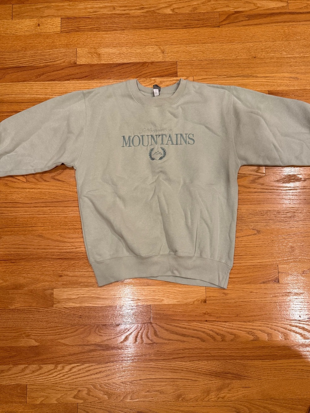 Faith Can Move Mountains Graphic Crewneck Sweatshirt - Sage Green